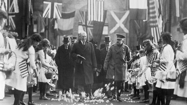 Abdicación de Guillermo II y la República de Weimar