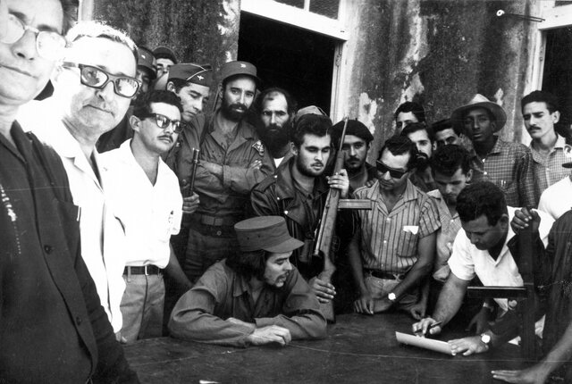 Capitán del Ejército Rebelde y jefe del servicio topográfico