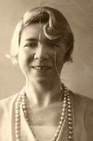 Alfonsina Storni, "Peso Ancestral"