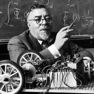 Timeline: Норберт Вінер