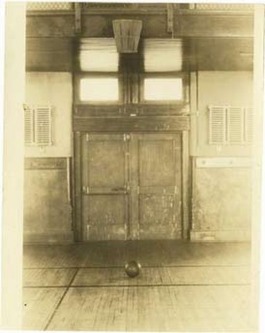 First official basketball game played