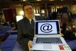 El primer mensaje de email es enviado