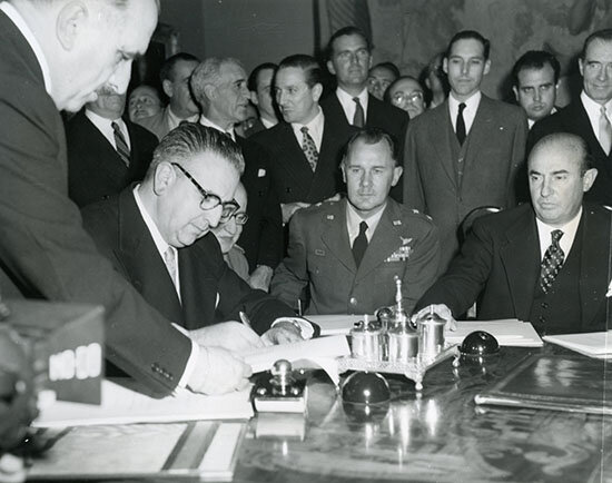 Convenio de incorporación de España a la OECE