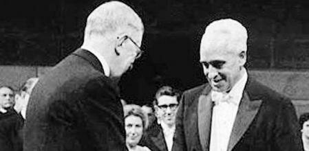 Severo Ochoa obtiene el Premio Nobel