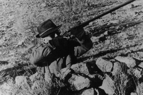 Franco es herido en una mano por la explosión de su escopeta mientras cazaba.
