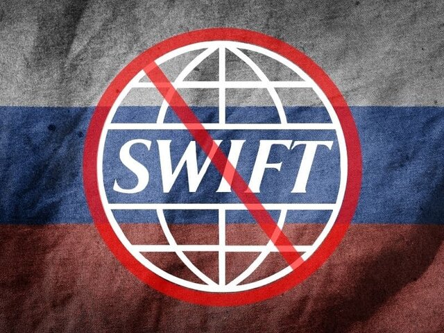 Expulsión de bancos rusos del SWIFT
