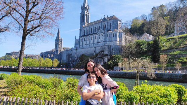 Lourdes