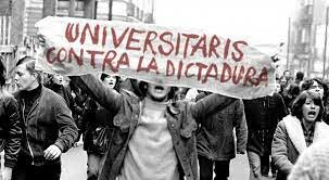 Primera protesta estudiantil