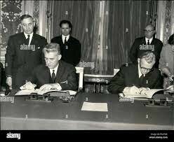 Se firma en París un convenio comercial con Rumania