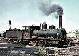 La locomotora de vapor.