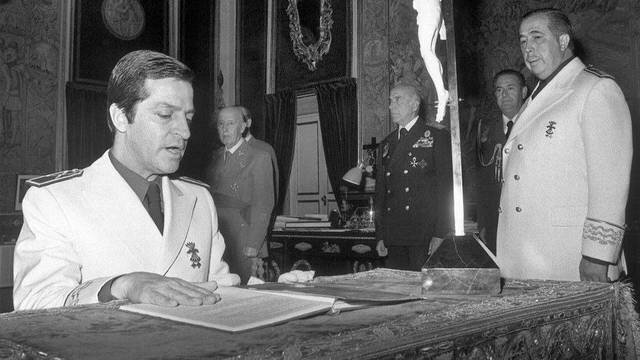 Adolfo Suárez es nombrado vicesecretario general del Movimiento por su protector, el ministro y secretario general Fernando Herrero Tejedor.