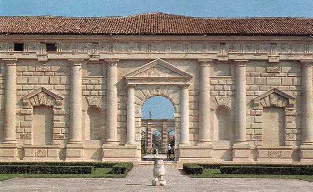 Palacio del Té, Mantua. ROMANO