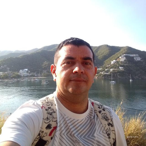 Nacimiento de Néstor Acendra