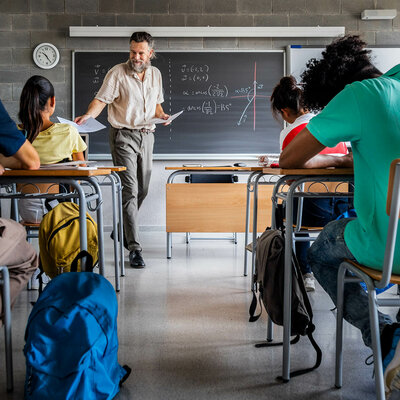 Timeline: Історія виникнення і розвиток іноземної мови