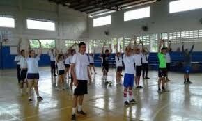 Reestructuración de los Programas de estudios.