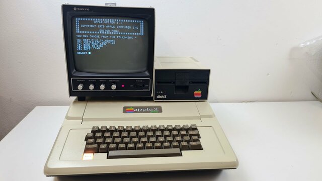 APPLE DOS 3.3