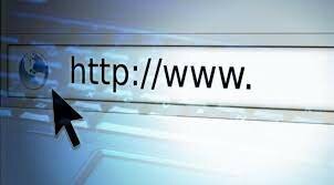 Primer servidor web: 1990.