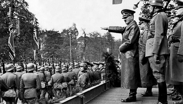 INICIO DE LA INVASIÓN DE POLONIA POR PARTE DE ALEMANIA