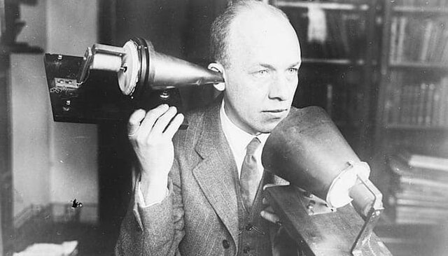 Invención del teléfono.