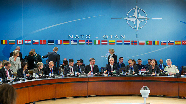 Creación del comité de Ciencias de la OTAN