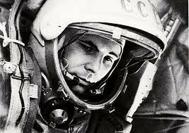 Første mann til rommet