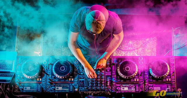 LA MUSICA ELECTRONICA