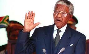 Mandela sworn in