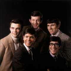 Inglaterra. El nacimiento de Grupos Memorables.