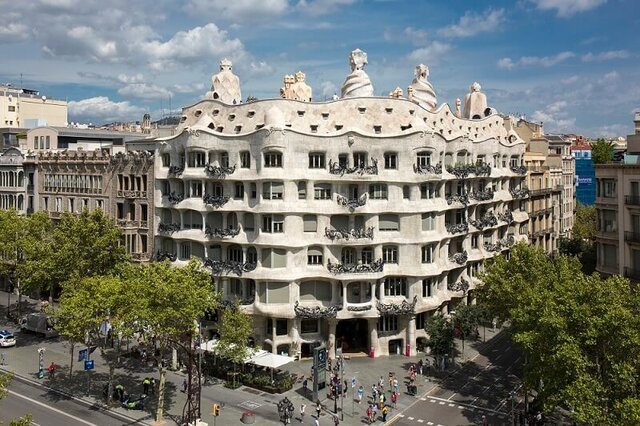 Casa Milà - Antoni Gaudí