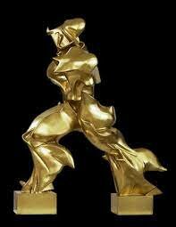 Formes úniques de continuitat en l'espai - Umberto Boccioni