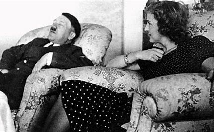 Ocupación de Berlín por parte de los soviéticos y el suicidio de Hitler.