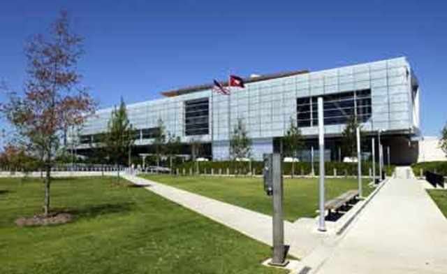 Clinton Presidential Library Opens