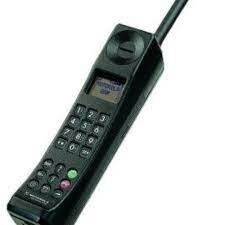 Primer movil digital portatil