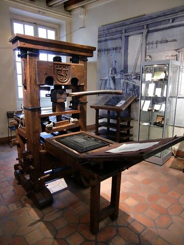 INDUSTRIAL AGE: Printing Press for Mass Production