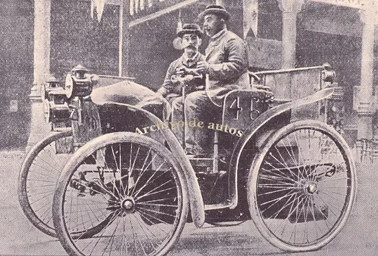 Vehículo sobre Neumáticos