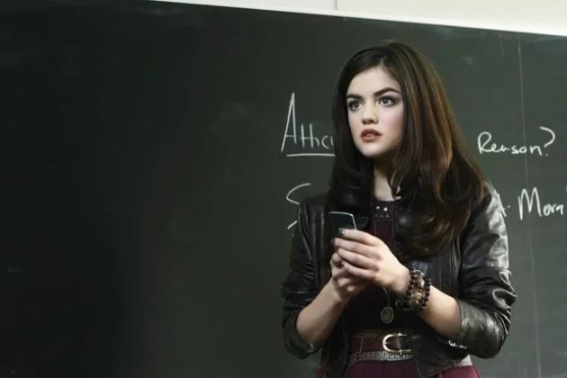 Aria returns to Rosewood