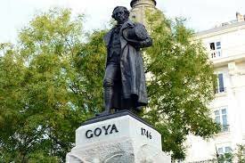 LAS ESCULTURAS CONMEMORATIVAS