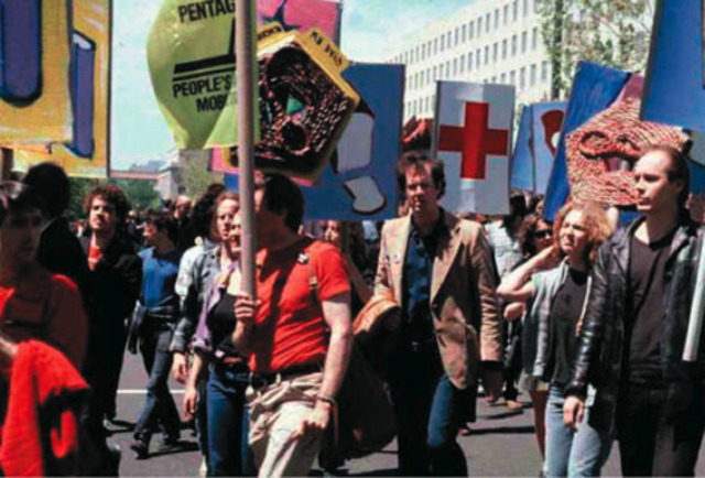 Massive demonstrations at the Pentagon