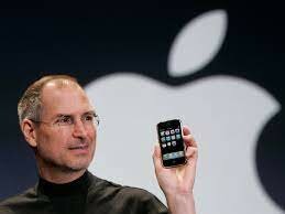 The iPhone launch (Apple Inc.)