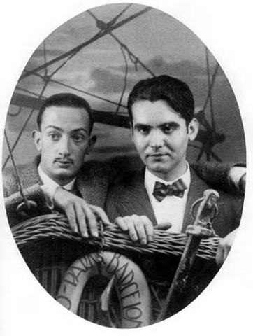 Lorca conoce a Salvador Dalí.