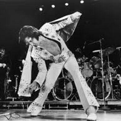 Timeline: Elvis Presley's Fandom