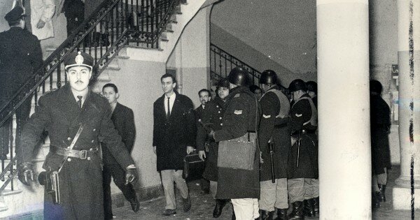 Noche de los bastones largos en Argentina