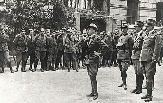 D’Annunzio takes Fiume