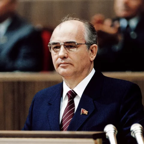 Mijaíl Gorbatxov (1985-91)