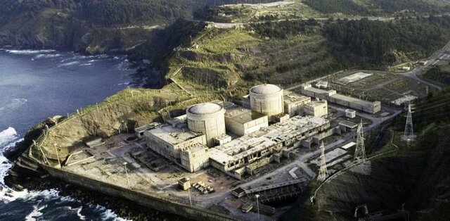 Dos personas resultan muertas en un atentado de E.T.A. contra la central de Lemóniz