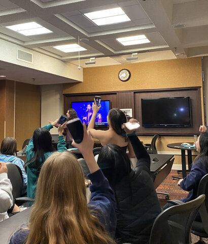 Staying an Extra Day in Edmonton