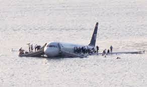 Plane Lands in the Hudson
