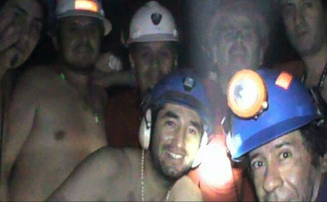 los 33 mineros