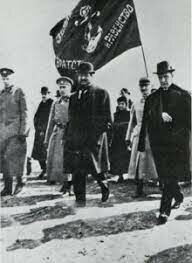 Abdica el Zar Nicolás II