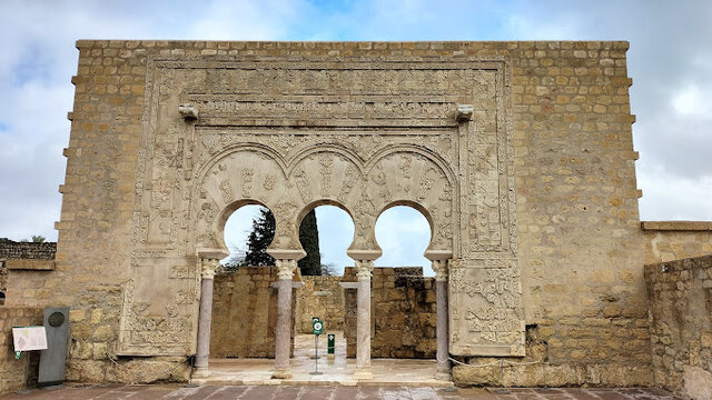 CONSTRUCCIÓ DE LA CIUTAT PALATINA